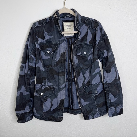 Abercrombie & Fitch Jacket Women Small Utility Military Camouflage Cinching C2 - Picture 2 of 10